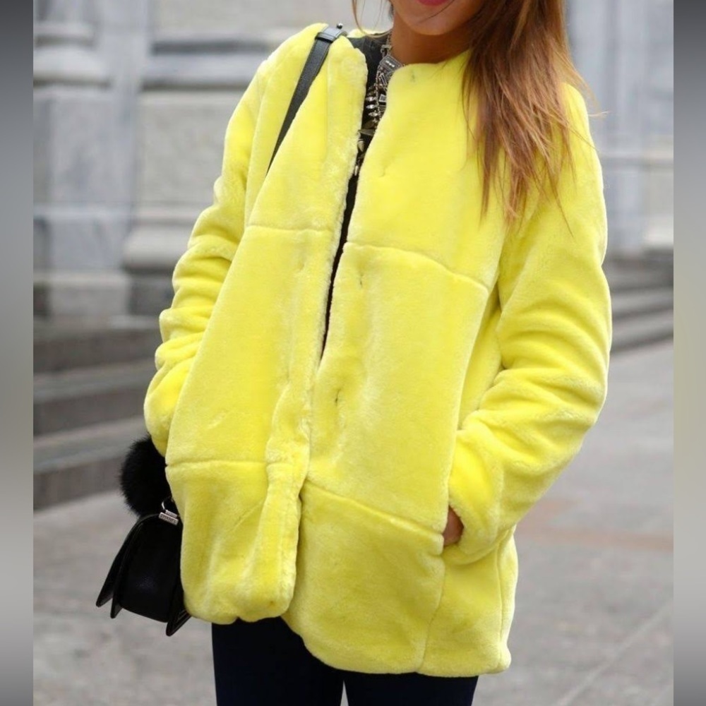 Zara Basics Rare Yellow Short Faux Fur Neon Yellow Blazer Jacket Women’s Medium